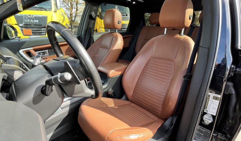 Land Rover Discovery Sport 2017 full
