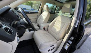 Volkswagen Tiguan 2016 full