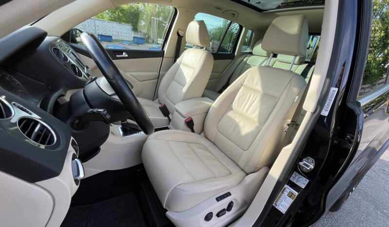 Volkswagen Tiguan 2016 full