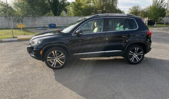 Volkswagen Tiguan 2016 full