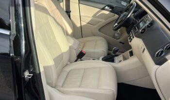 Volkswagen Tiguan 2016 full
