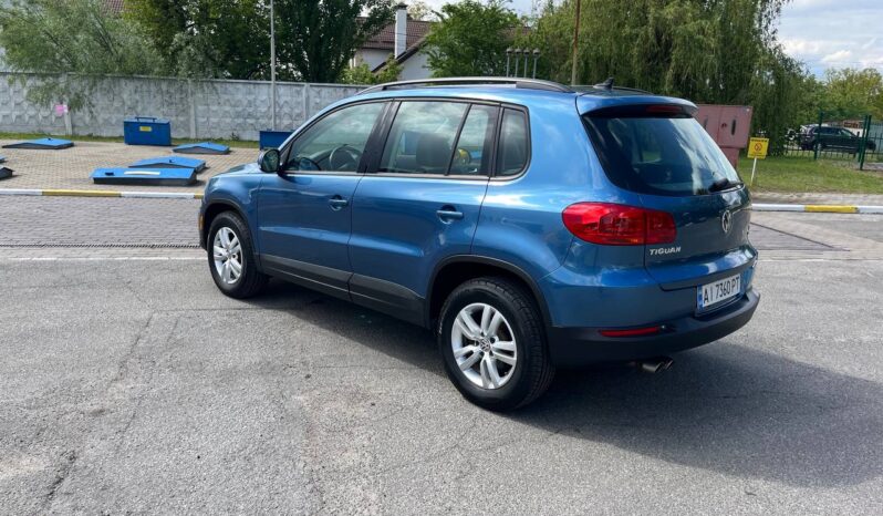 Volkswagen Tiguan 2016 full