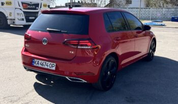 Volkswagen Golf 1.8 TSI   180к.с. full
