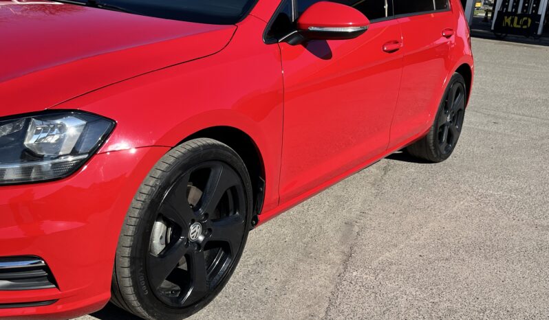 Volkswagen Golf 1.8 TSI   180к.с. full