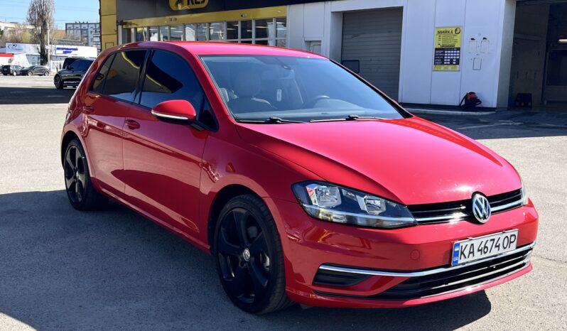 Volkswagen Golf 1.8 TSI   180к.с. full