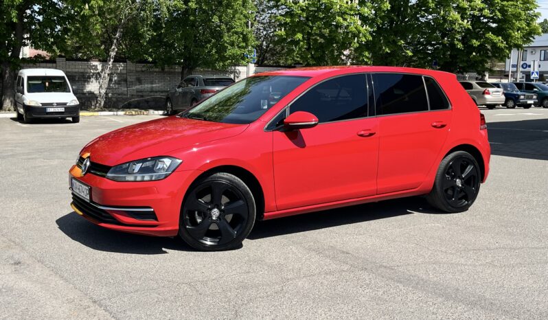 Volkswagen Golf 1.8 TSI   180к.с. full