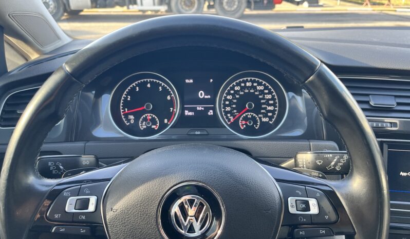 Volkswagen Golf 1.8 TSI   180к.с. full