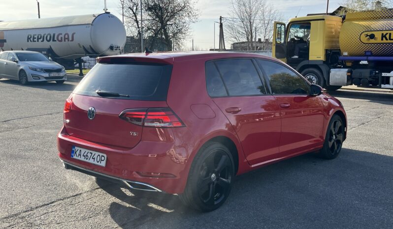 Volkswagen Golf 1.8 TSI   180к.с. full