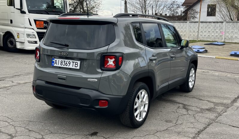 Jeep Renegade 2019 2.4 АТ (184 к.с.)  •  Latitude full