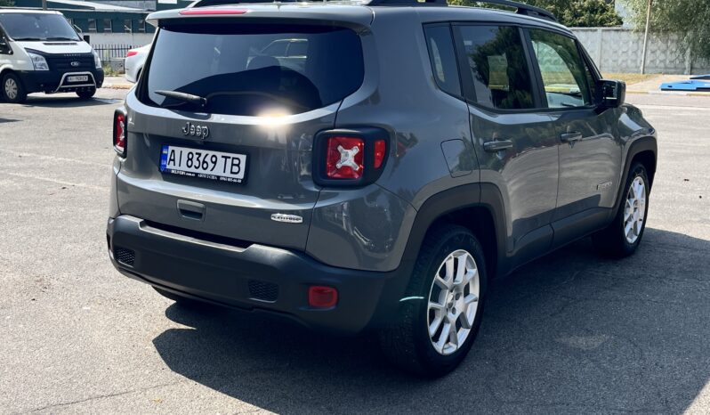 Jeep Renegade 2019 2.4 АТ (184 к.с.)  •  Latitude full