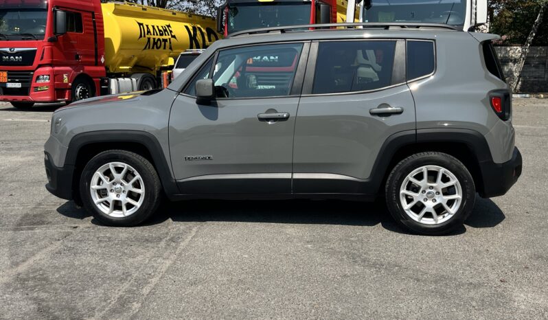 Jeep Renegade 2019 2.4 АТ (184 к.с.)  •  Latitude full
