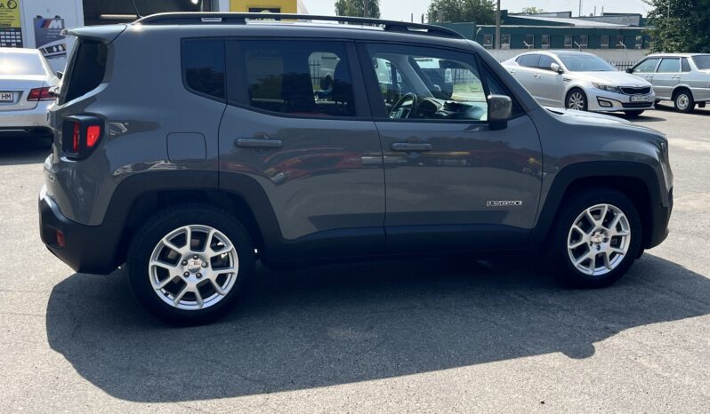Jeep Renegade 2019 2.4 АТ (184 к.с.)  •  Latitude full