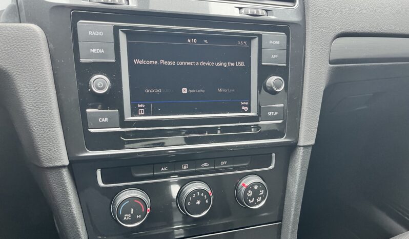 Volkswagen Golf 2018 full