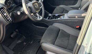 Volvo XC40 2023 I покоління (FL)  •  78 kWh (408 к.с.) AWD  •  Plus Dark full