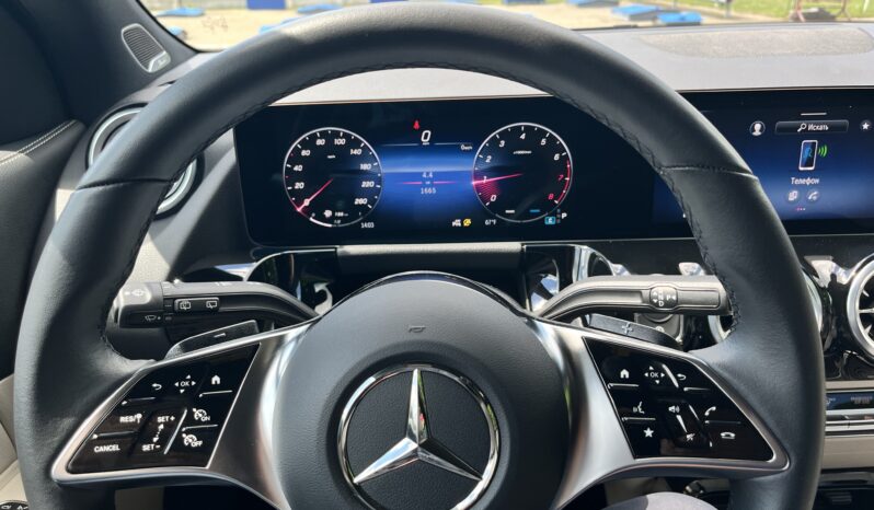 Mercedes-Benz GLA-Class 2024 H247 (FL)  •  250 DCT (224 к.с.) 4Matic  •  Progressive full