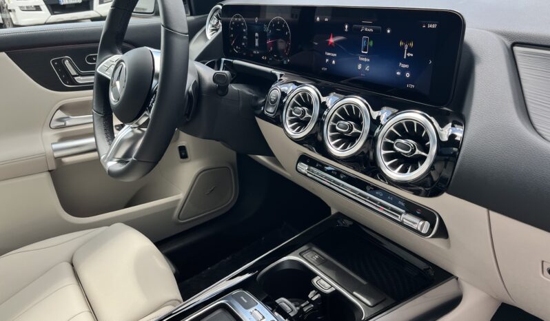 Mercedes-Benz GLA-Class 2024 H247 (FL)  •  250 DCT (224 к.с.) 4Matic  •  Progressive full