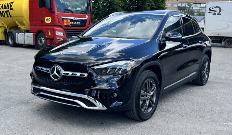 Mercedes-Benz GLA-Class 2024 H247 (FL)  •  250 DCT (224 к.с.) 4Matic  •  Progressive full