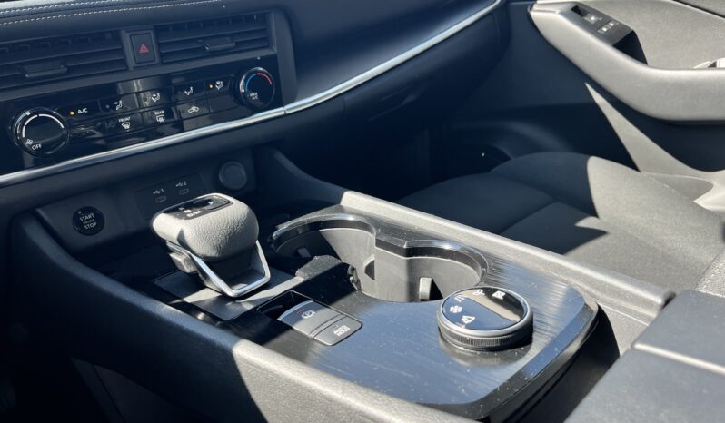 Nissan Rogue 2024 III покоління (FL)/T33  •  1.5T CVT (201 к.с.) 4WD full